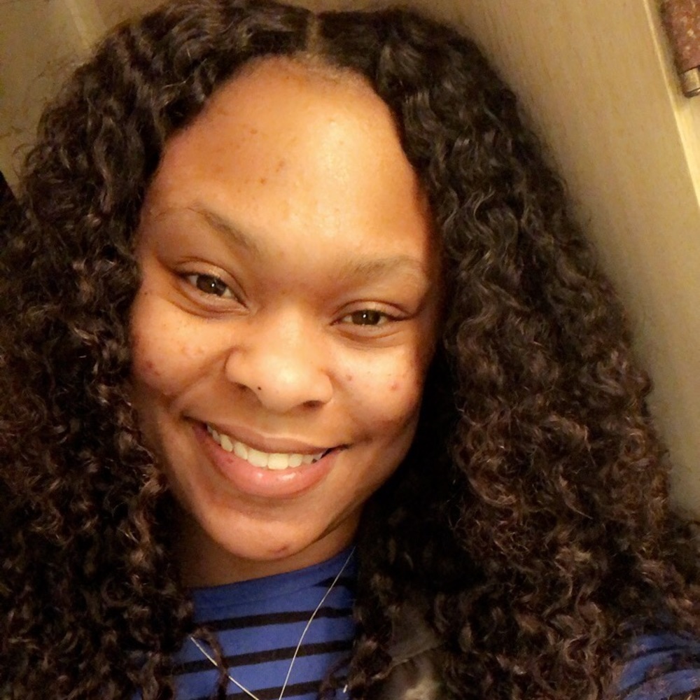 Meet your Posher, Shy'ana